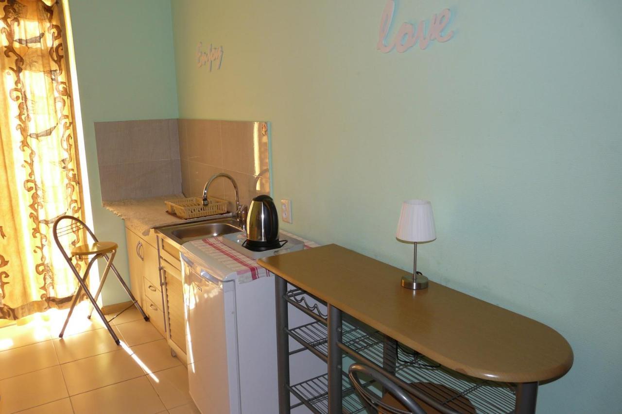 Why Me Eco-Friendly Rooms Тбилиси Экстерьер фото